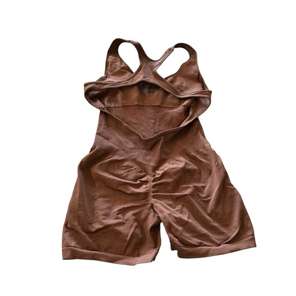Kimith Brown Sleeveless Stretch Bodysuit - Picture 2 of 4